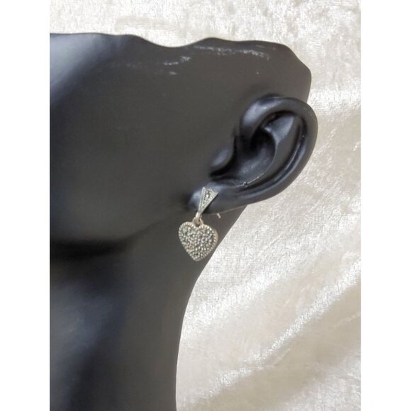 vintage 1950s mc sterling silver tiny crystal heart shaped dangle earrings - Picture 6 of 10